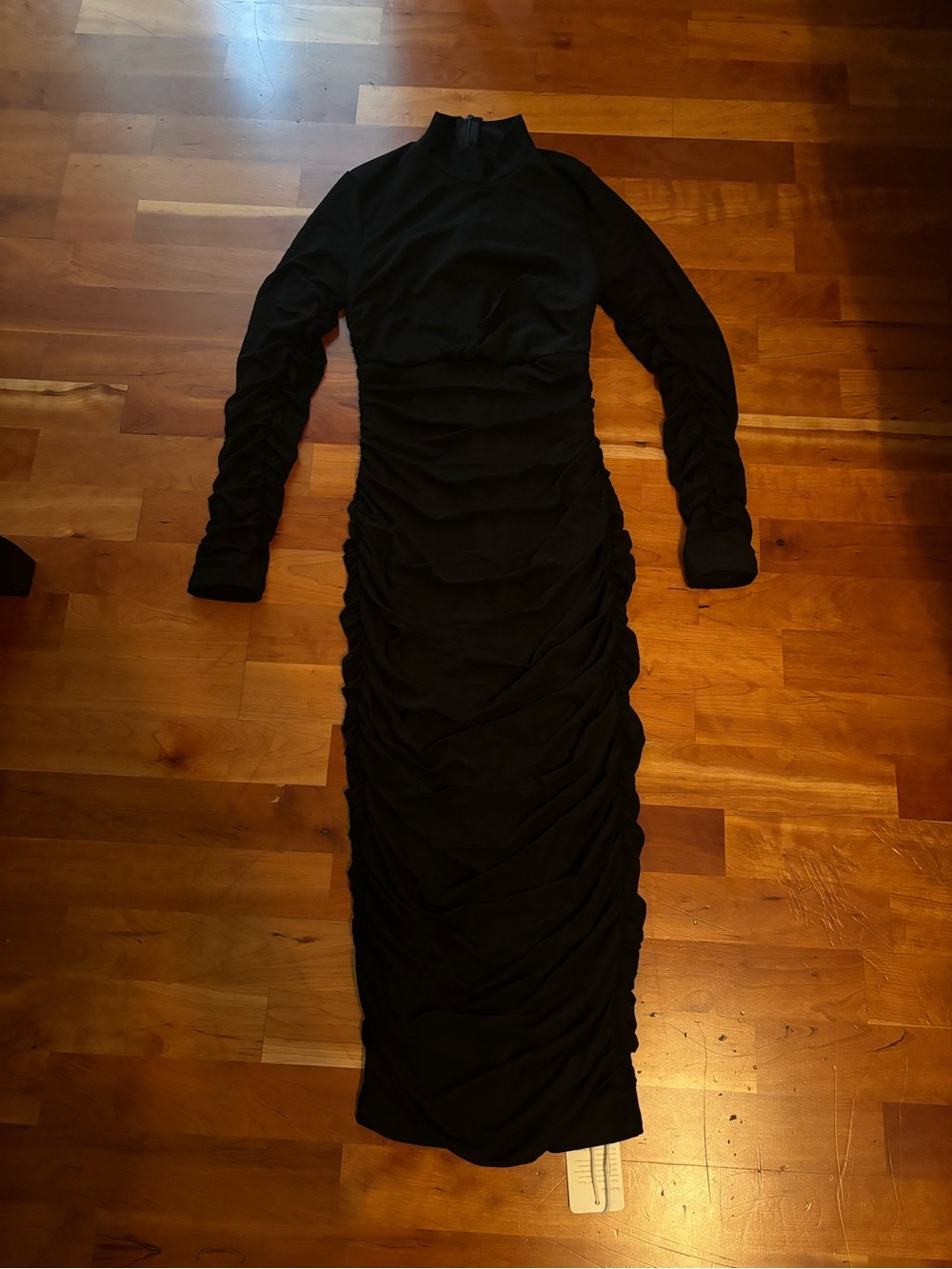 Black Long Sleeve Ruched Midi Dress